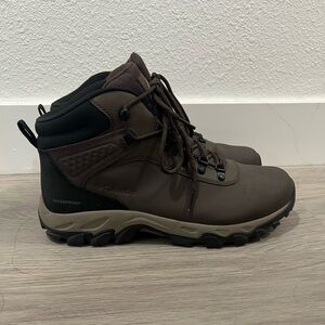 Columbia Men's Newton Explorer Boots